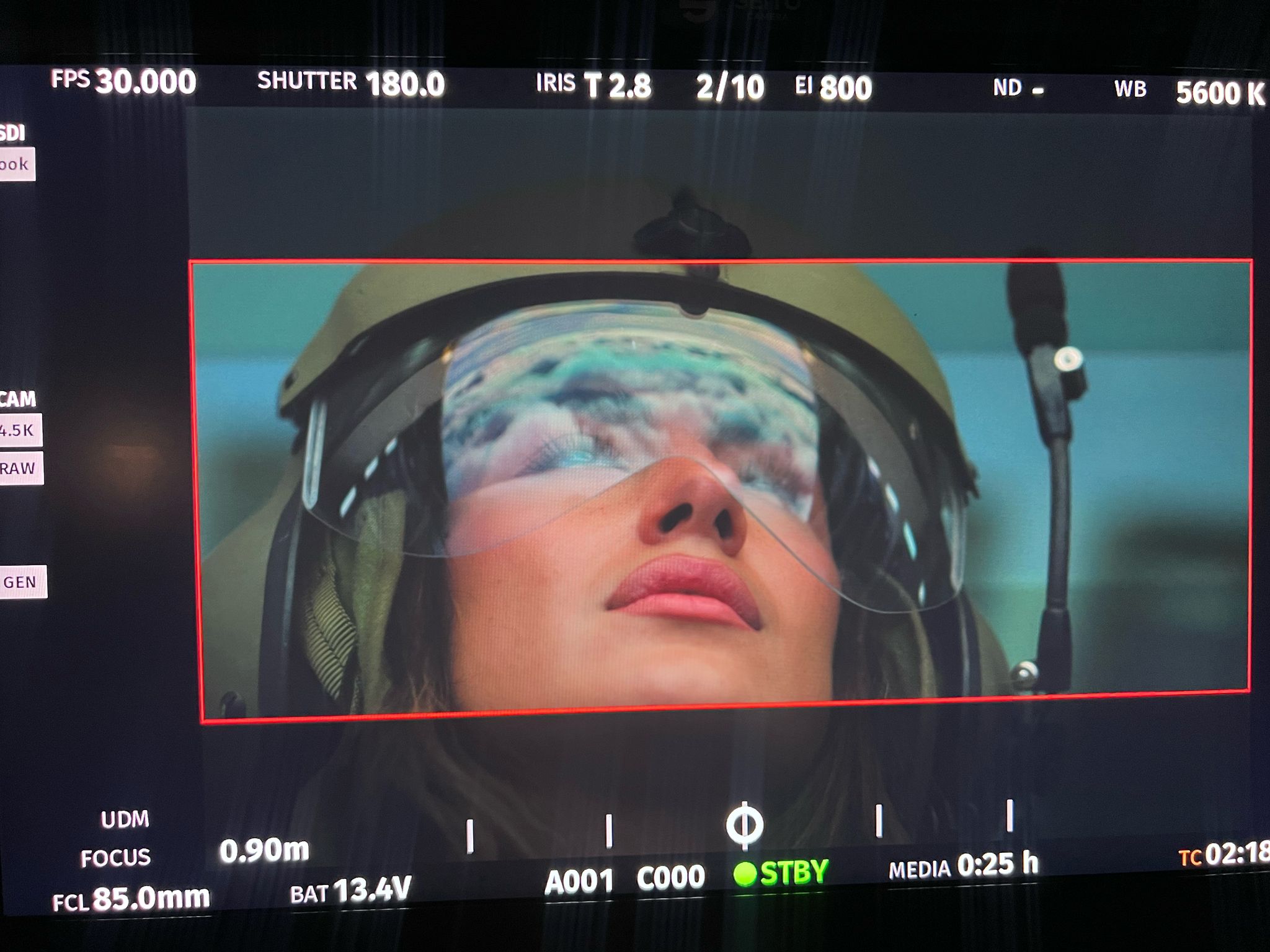 Rodaje del spot de Skyjet VR en el plató de producción virtual de Grup Mediapro Barcelona con volumen LED de Unilumin e integración de Unreal Engine.